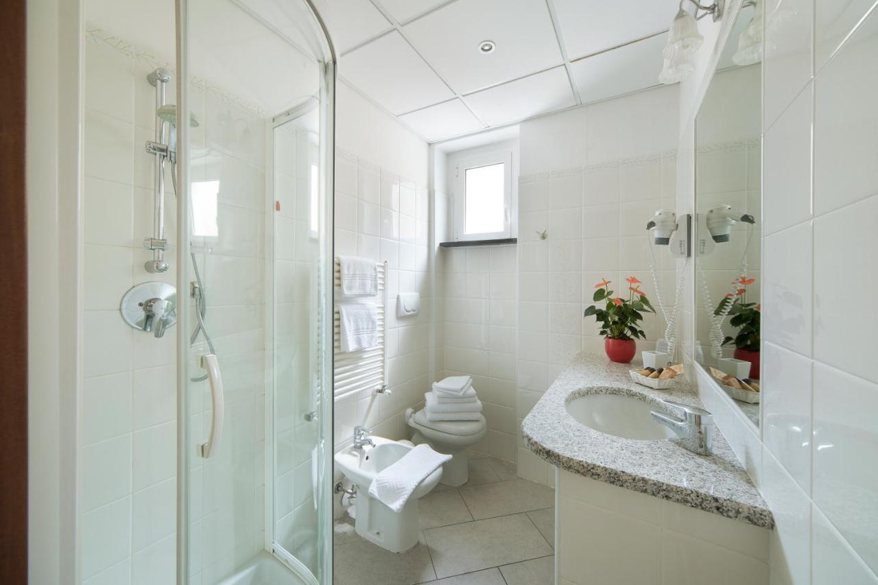 Hotel Residence Laigueglia Free Parking Exterior foto