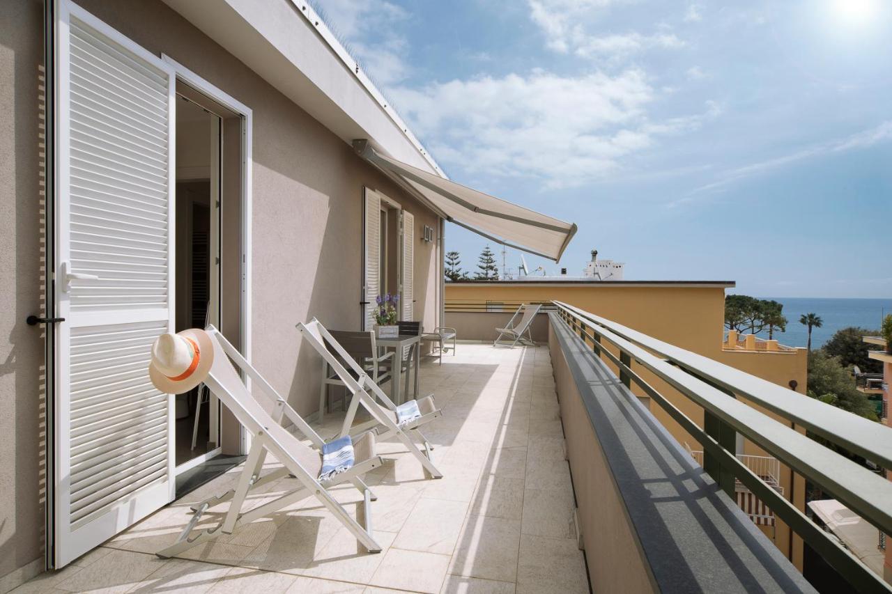 Hotel Residence Laigueglia Free Parking Exterior foto